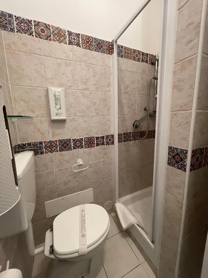 ベッド・アンド・ブレックファスト Sulla Battigia B&B トラビーア